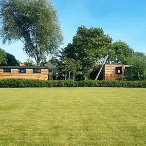 De Meisjes Trekkershut